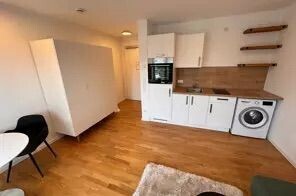 Weißensee: Berliner Allee: ERSTBEZUG im NEUBAU - ab SOFORT: Möblierte 1-Zi-Whg, 24m² + BALKON - 5.OG - Photo 1