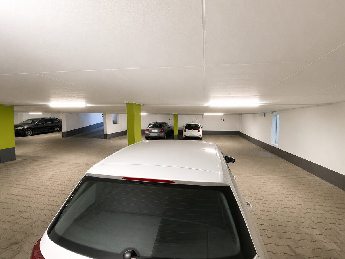 Tiefgarage vor Kellertür