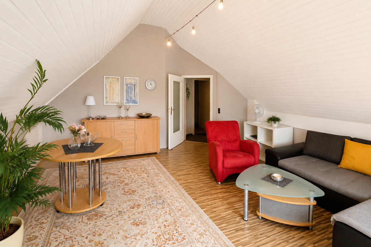 Wohn- Schlafzimmer