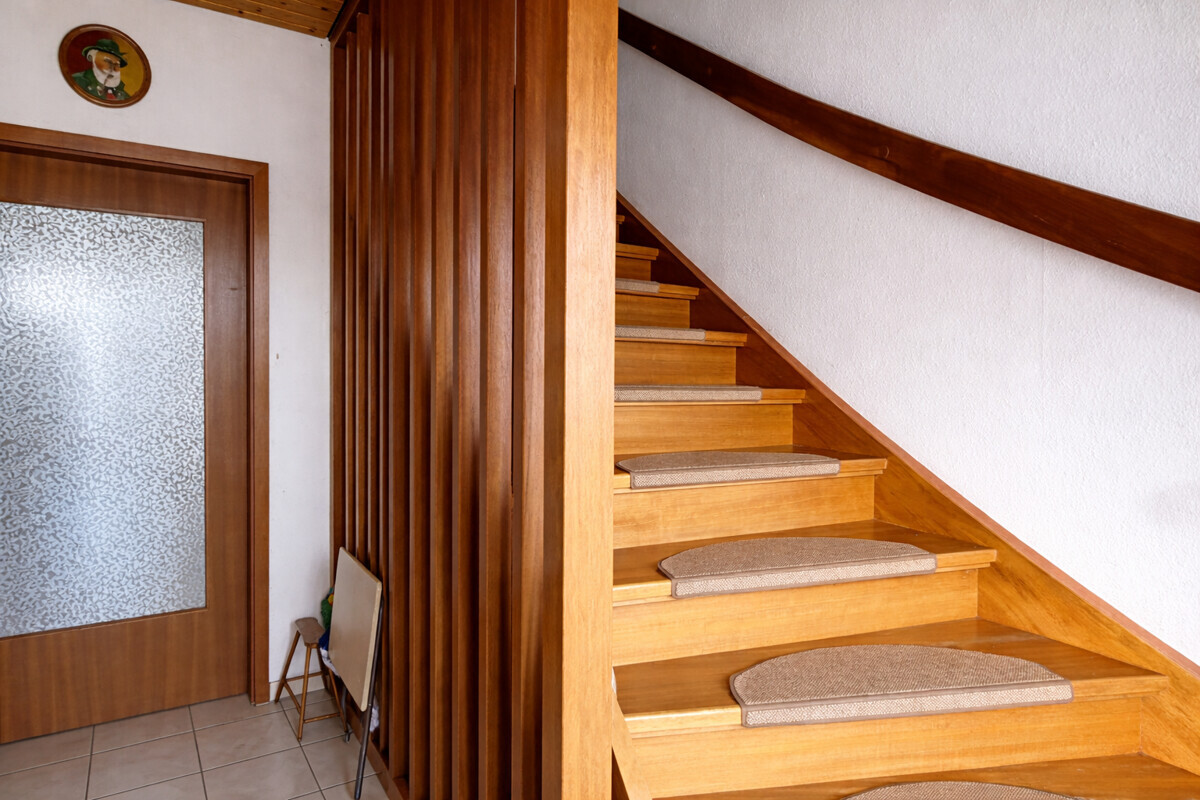 Eingangsbereich_Treppenhaus z. OG
