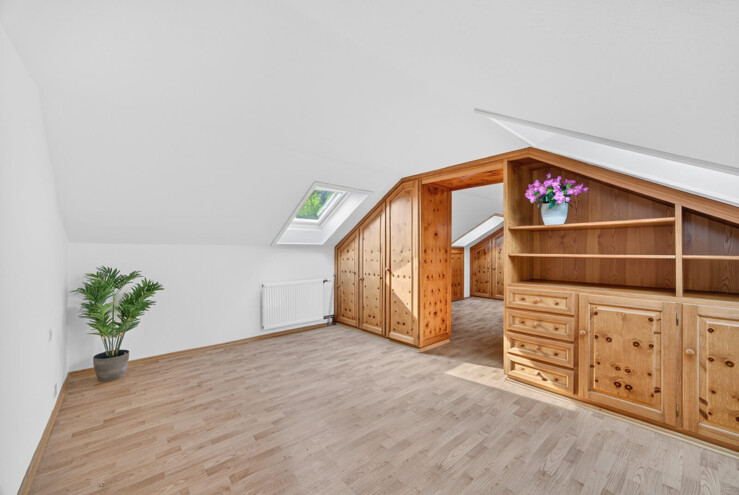 Ausgebautes Dachgeschoss mit Bad
