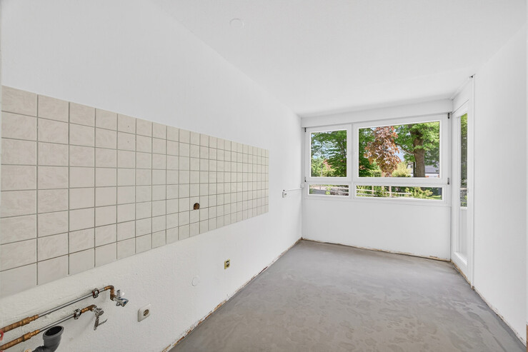 Wohnküche mit Balkon