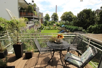 Südbalkon mit Rheinblick