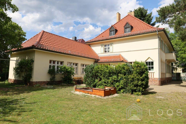 Hausansicht Garten