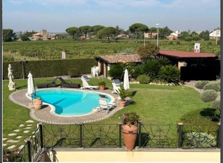 Immagine di VILLINO BIFAMILIARE VIA DELLE NETTUNENSE NUOVA – MARINO (RM)