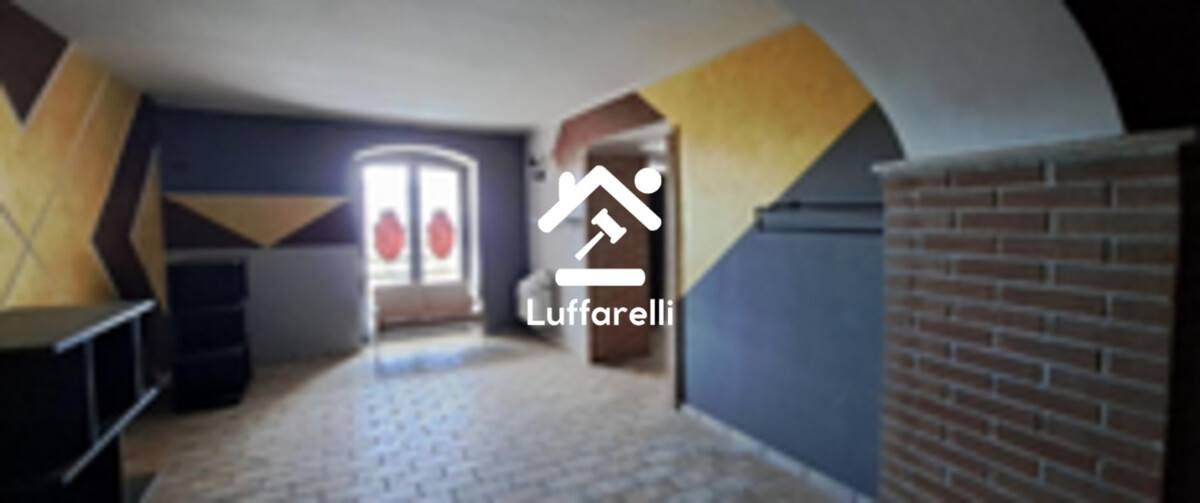 Immagine di NEGOZIO VIA RUA DEI CAVALIERI – RIPI (FR)