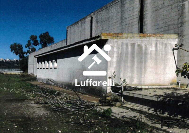 Immagine di NEGOZIO O LOCALE COMMERCIALE LOCALITÀ TOSSILO S.N.C. – MACOMER