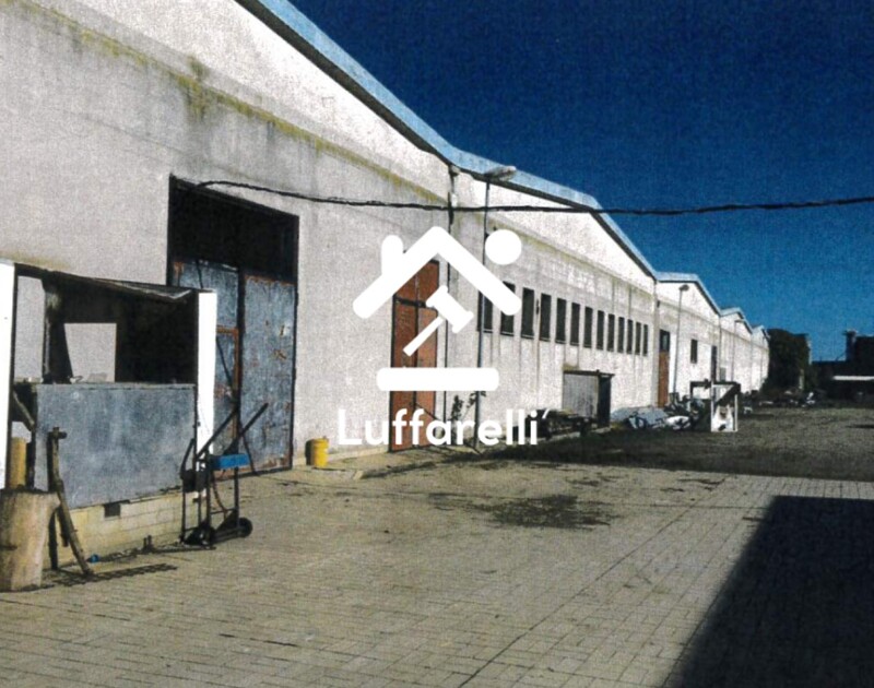 Immagine di NEGOZIO O LOCALE COMMERCIALE LOCALITÀ TOSSILO S.N.C. – MACOMER