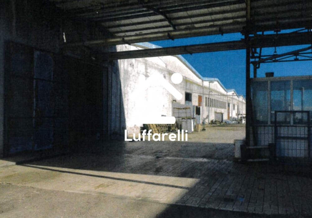 Immagine di NEGOZIO O LOCALE COMMERCIALE LOCALITÀ TOSSILO S.N.C. – MACOMER
