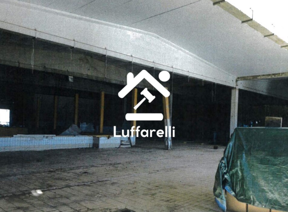 Immagine di NEGOZIO O LOCALE COMMERCIALE LOCALITÀ TOSSILO S.N.C. – MACOMER