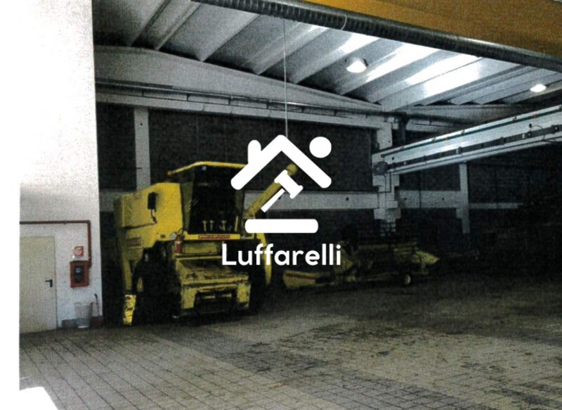 Immagine di NEGOZIO O LOCALE COMMERCIALE LOCALITÀ TOSSILO S.N.C. – MACOMER