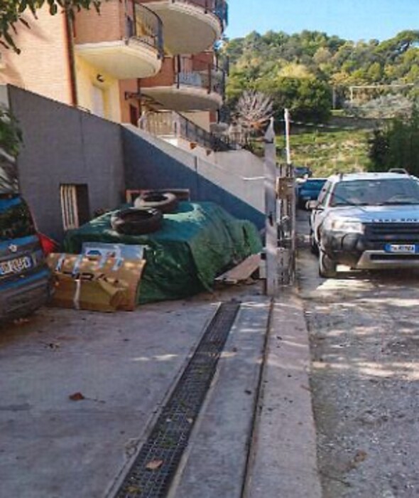 Immagine di NEGOZIO O LOCALE COMMERCIALE VIA ROMOLO MURRI SCN – CUPRA MARITTIMA