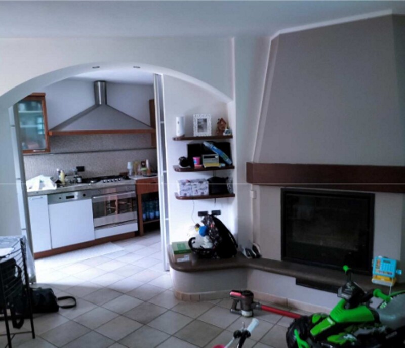 Immagine di VILLETTA VIA TOMBA  COLLI AL METAURO PU