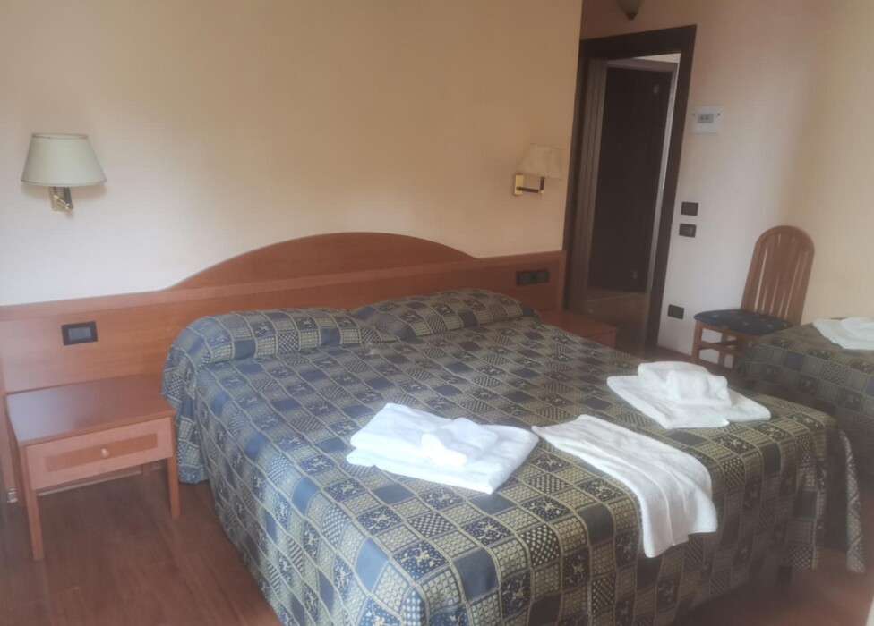 Immagine di ALBERGO VIA PALMIRO TOGLIATTI – TARQUINA (VT)