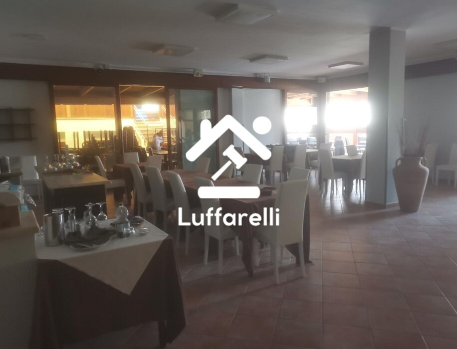 Immagine di COMPLESSO COMMERCIALE VIA PALMIRO TOGLIATTI – TARQUINIA (VT)