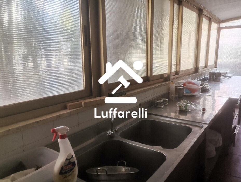 Immagine di COMPLESSO COMMERCIALE VIA PALMIRO TOGLIATTI – TARQUINIA (VT)