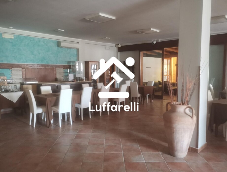 Immagine di COMPLESSO COMMERCIALE VIA PALMIRO TOGLIATTI – TARQUINIA (VT)