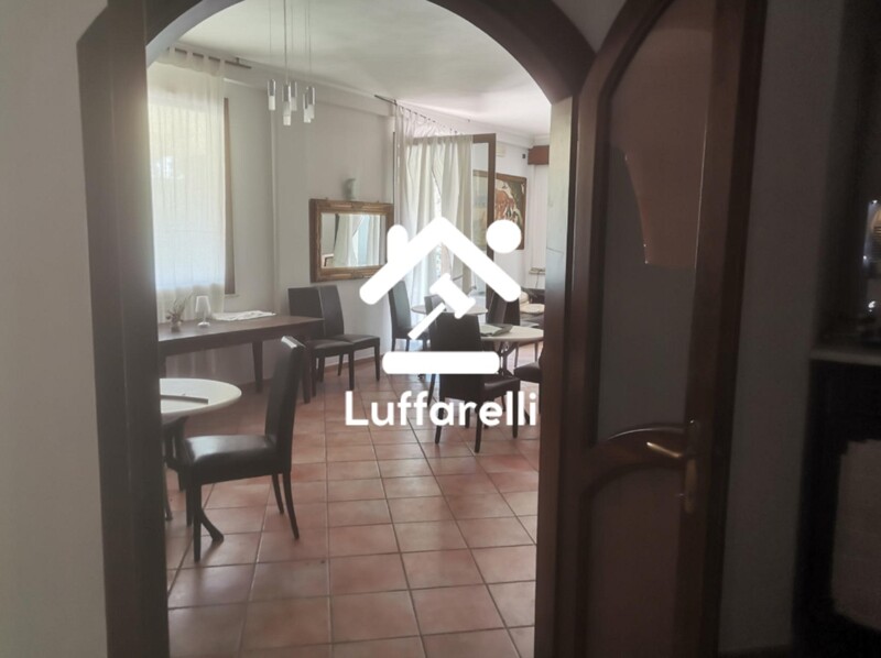 Immagine di COMPLESSO COMMERCIALE VIA PALMIRO TOGLIATTI – TARQUINIA (VT)