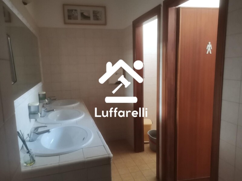 Immagine di COMPLESSO COMMERCIALE VIA PALMIRO TOGLIATTI – TARQUINIA (VT)