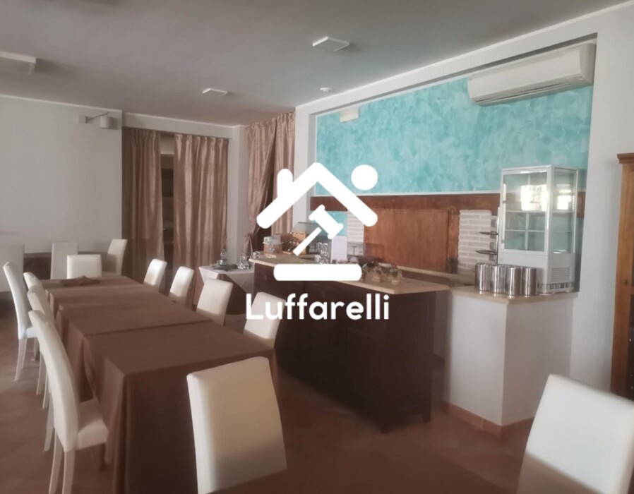 Immagine di COMPLESSO COMMERCIALE VIA PALMIRO TOGLIATTI – TARQUINIA (VT)