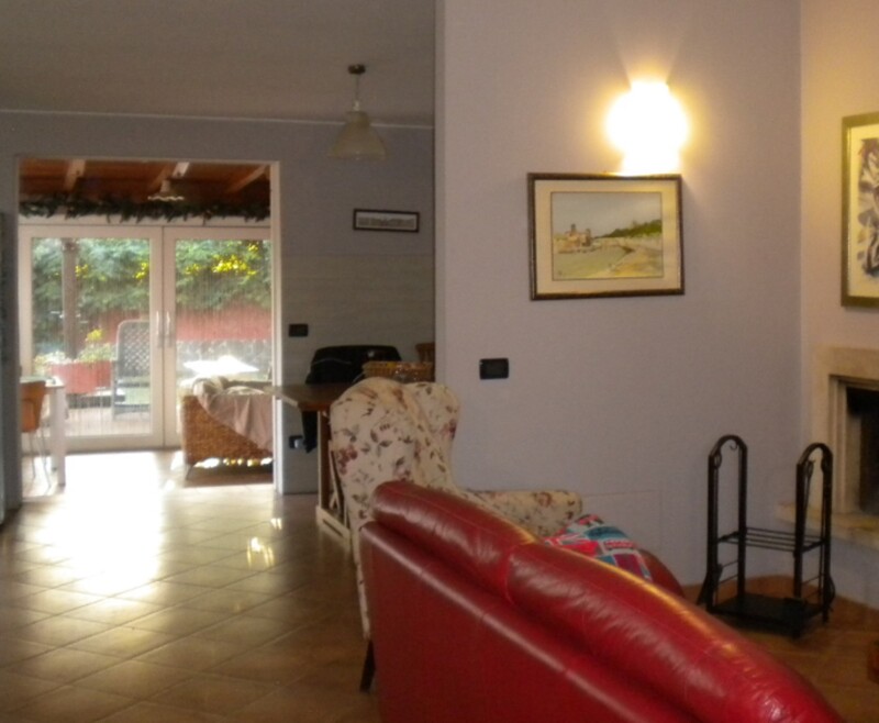 Immagine di CASA / VILLA VIALE ASCANIO – POMEZIA