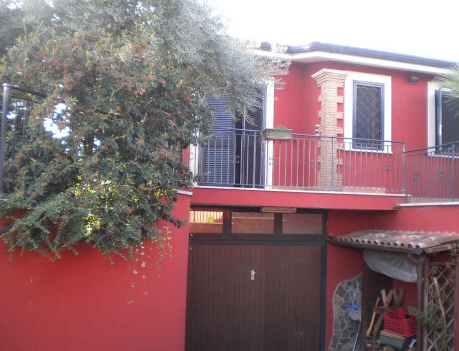Immagine di CASA / VILLA VIALE ASCANIO – POMEZIA