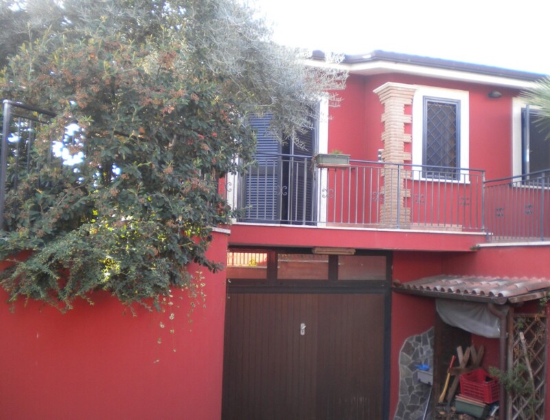 Immagine di CASA / VILLA VIALE ASCANIO – POMEZIA