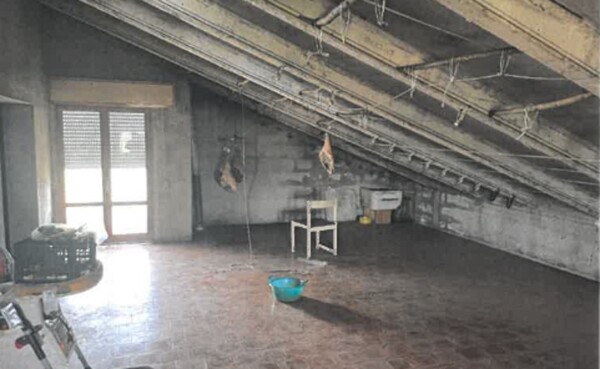 CASA S. VIA STRADA DEI MAGALOTTI FRONTONE PU — foto 6
