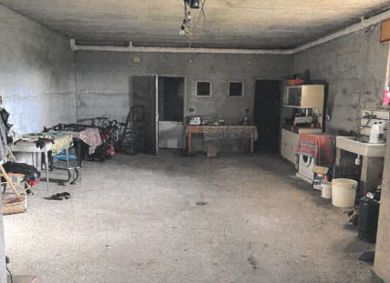 Immagine di CASA S. VIA STRADA DEI MAGALOTTI FRONTONE PU