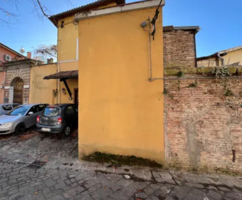 Immagine di NEGOZIO O LOCALE COMMERCIALE PIAZZA DEI PARTIGIANI – FABRIANO