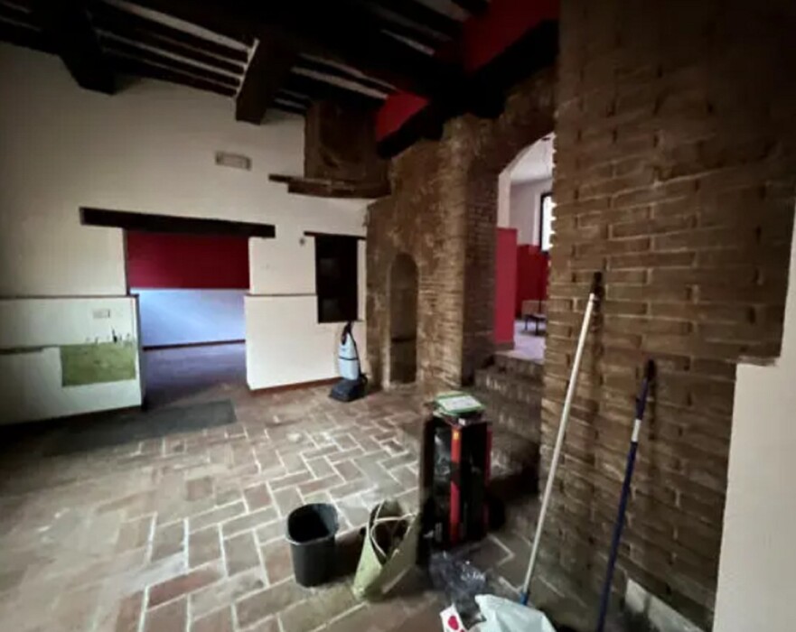 Immagine di NEGOZIO O LOCALE COMMERCIALE PIAZZA DEI PARTIGIANI – FABRIANO