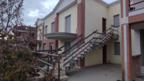 NEGOZIO O LOCALE COMMERCIALE SP VAL TESINO - GROTTAMMARE — foto 4