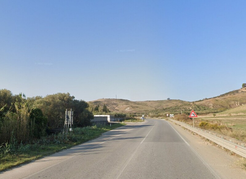 Immagine di OPIFICIO, STATALE 106,CROTONE, KR