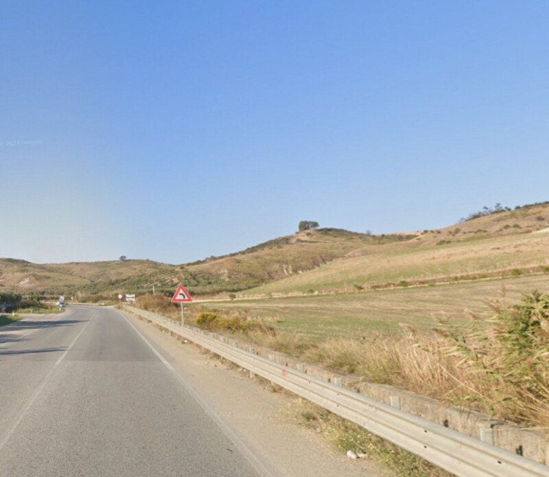 Immagine di OPIFICIO, STATALE 106,CROTONE, KR