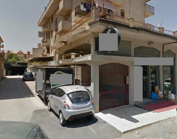 NEGOZIO O LOCALE COMMERCIALE TRAVERSA VIA CARDUCCI - PIAZZA ARMERINA — foto 2