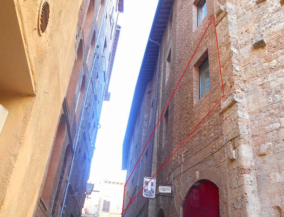 Immagine di NEGOZIO O LOCALE COMMERCIALE VIA DI CALZOLERIA – SIENA