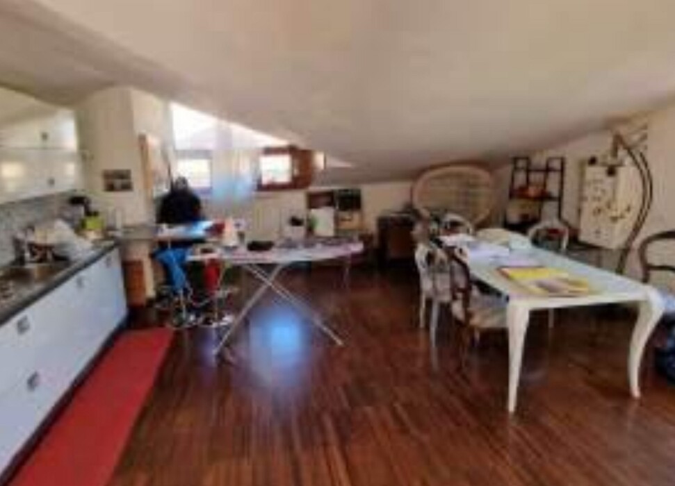 Immagine di APP. VIA VEREGRESE  MONTEGRANARO FM