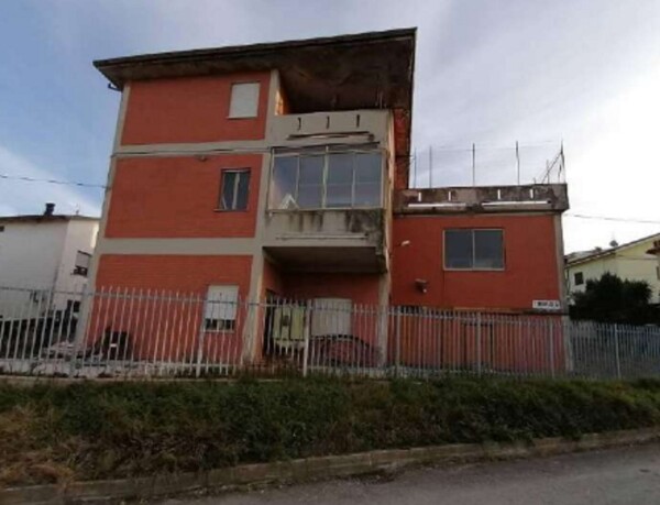 LABORATORIO VIA ENRICO FERMI - TORRE SAN PATRIZIO (FM) — foto 2