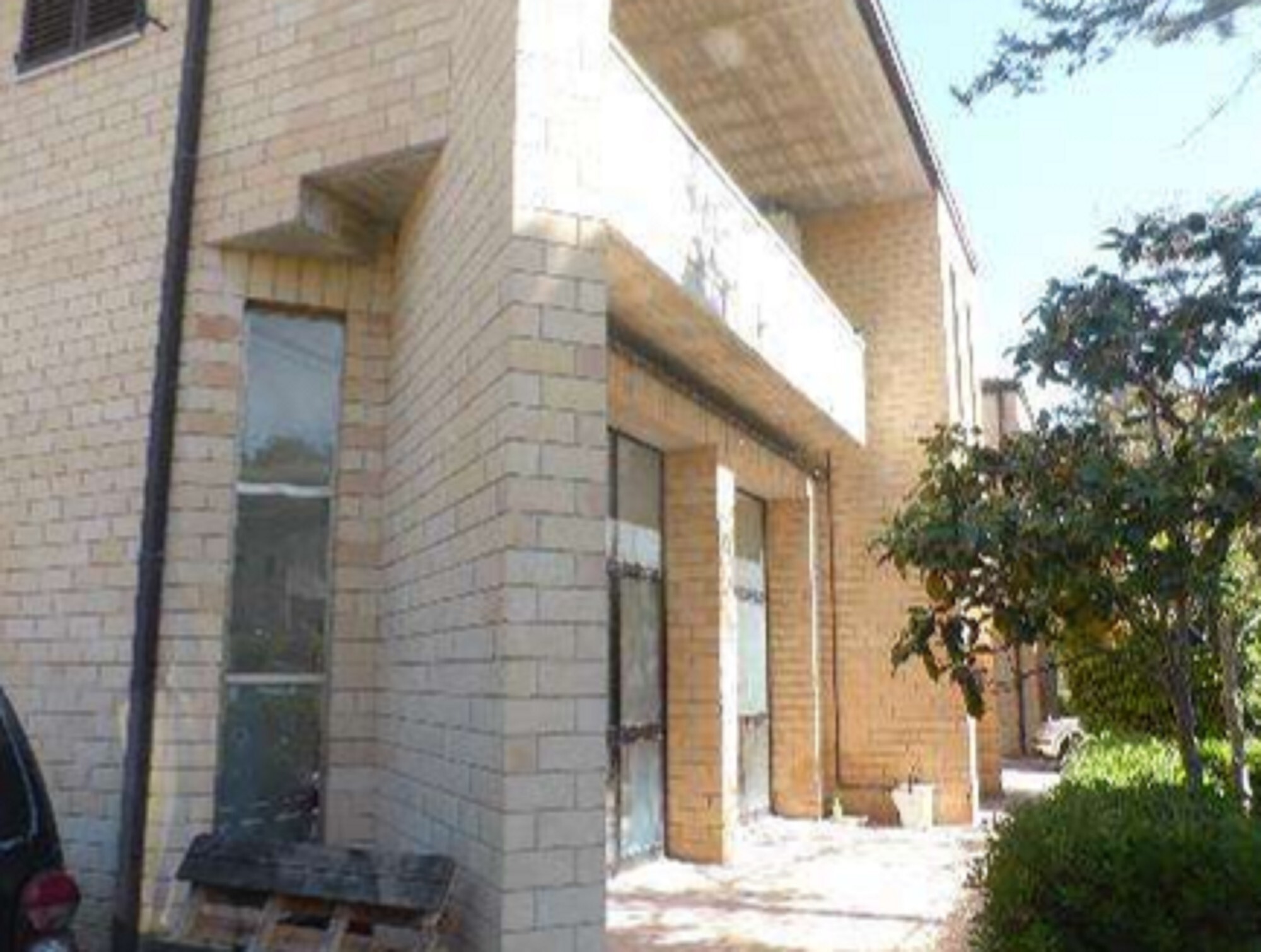 LAB. VIA LUSSU  SANT'ELPIDIO A MARE FM — foto 2