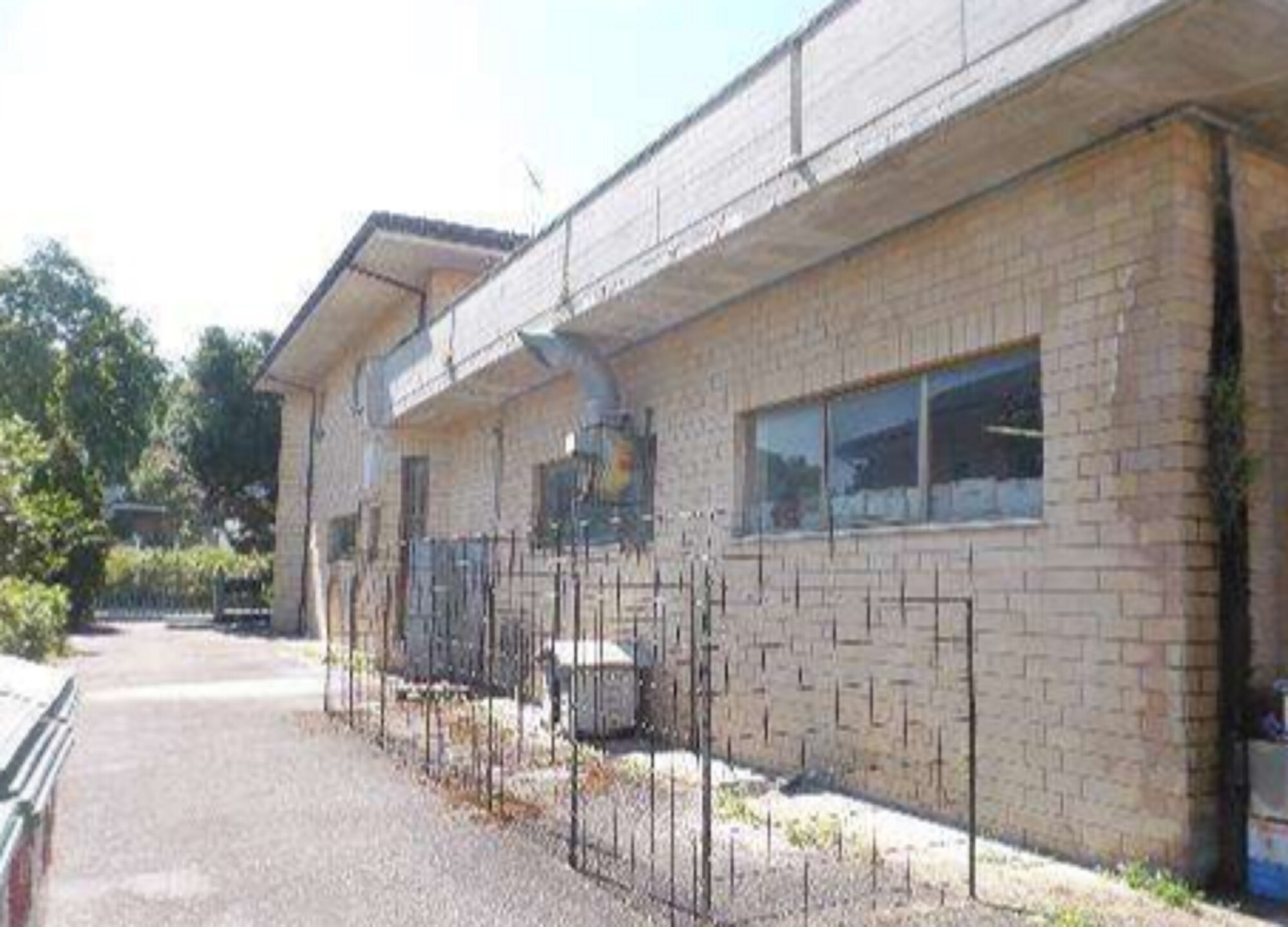 LAB. VIA LUSSU  SANT'ELPIDIO A MARE FM — foto 4
