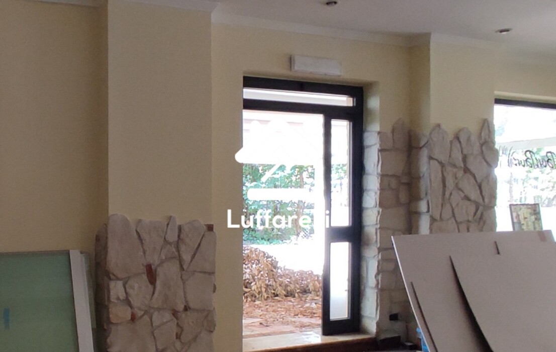 Immagine di LOCALE COMMERCIALE VIA ALESSANDRO CASALINI –  FIUGGI (FR)