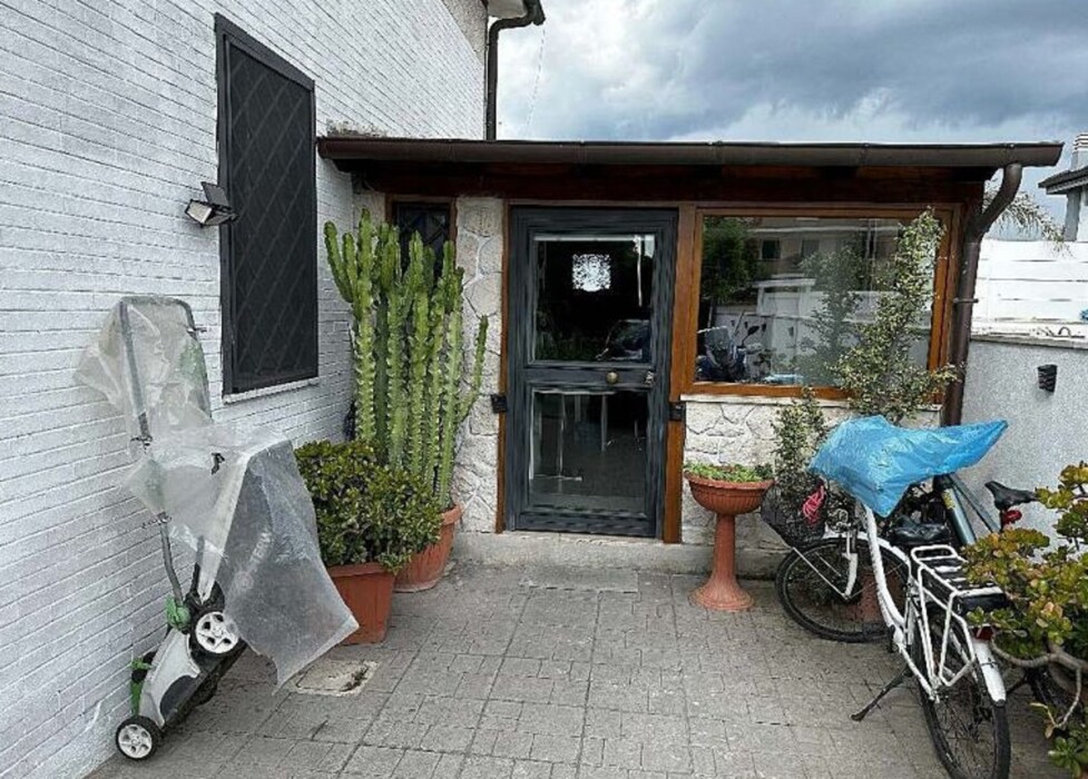 Immagine di VILLINO VIA PREDOI – ROMA