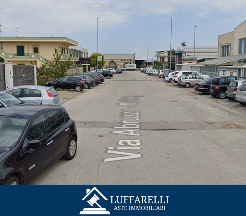 Immagine di OPIFICIO, VIA ABRUZZO, SANTERAMO IN COLLE, BA