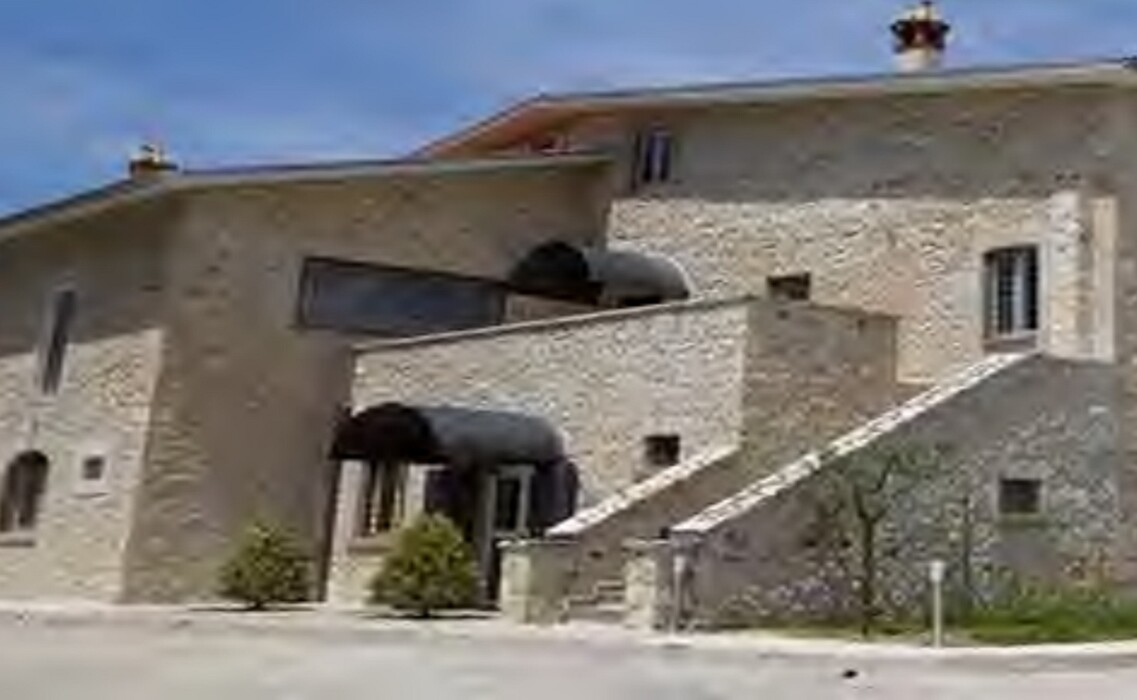 Immagine di CAPANNONE VIA LOC. LE CAMPORA – ORICOLA