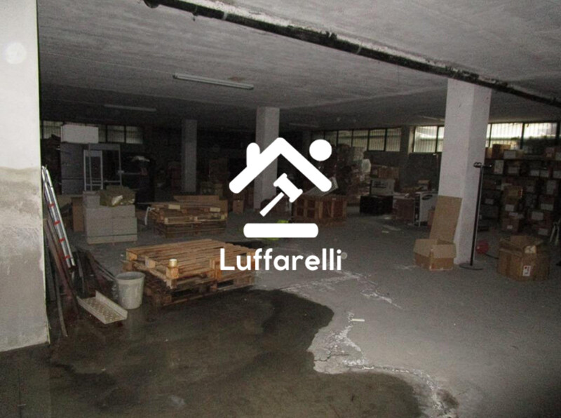 Immagine di MAGAZZINO VIA FRATELLI DI DIO – MAGENTA (MI)