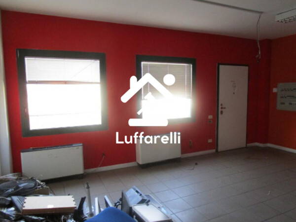 UFFICIO CORSO ITALIA - MAGENTA  (MI) — foto 6