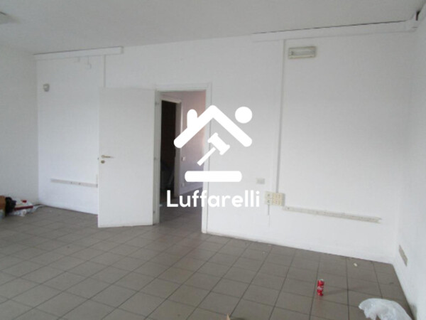UFFICIO CORSO ITALIA - MAGENTA  (MI) — foto 8