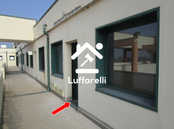 UFFICIO VIA FRATELLI DI DIO - MAGENTA  (MI) — foto 9