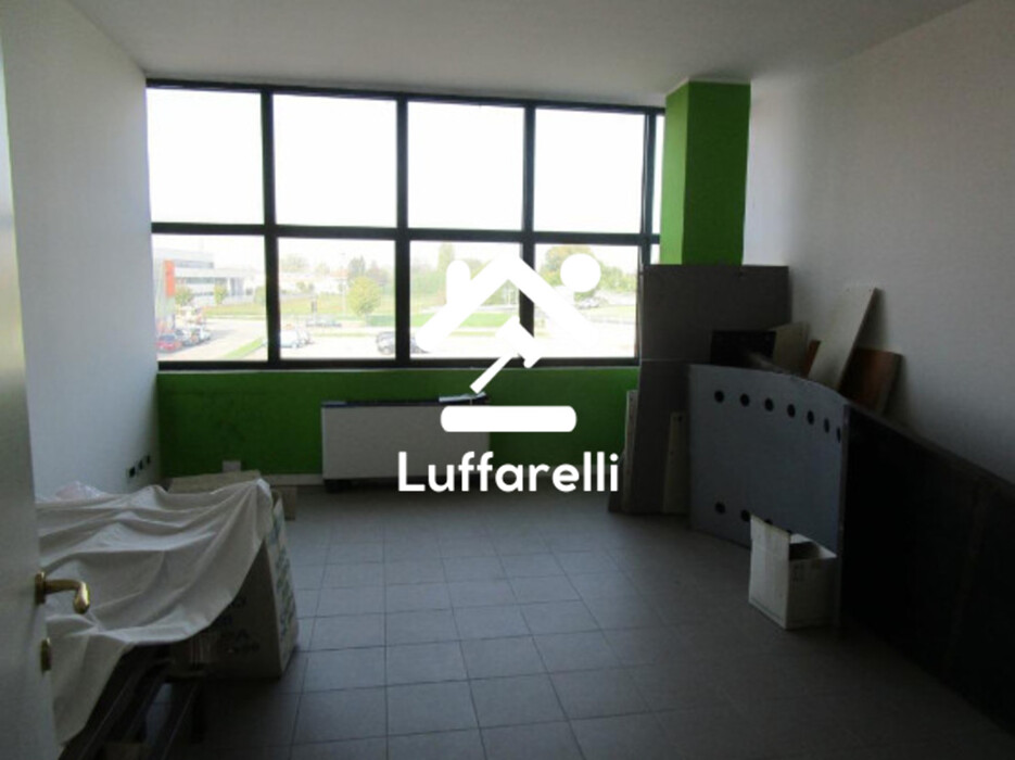 Immagine di UFFICIO CORSO ITALIA – MAGENTA  (MI)