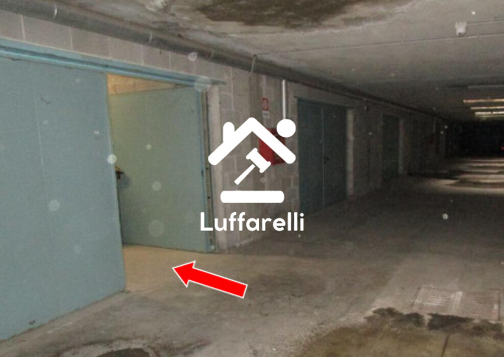 Immagine di MAGAZZINO VIA FRATELLI DI DIO – MAGENTA  (MI)